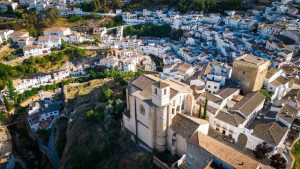The Shifting Currency of Marbella Luxury How Dollar and Gulf Capital Are Rewriting Prime Market Valuations
