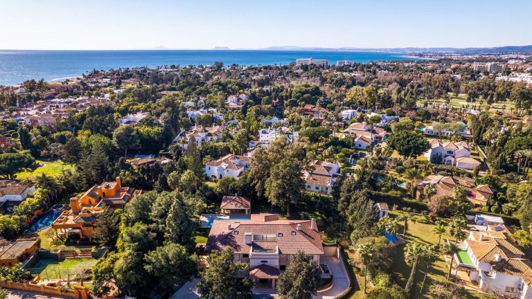 Guadalmina Baja Area Guide